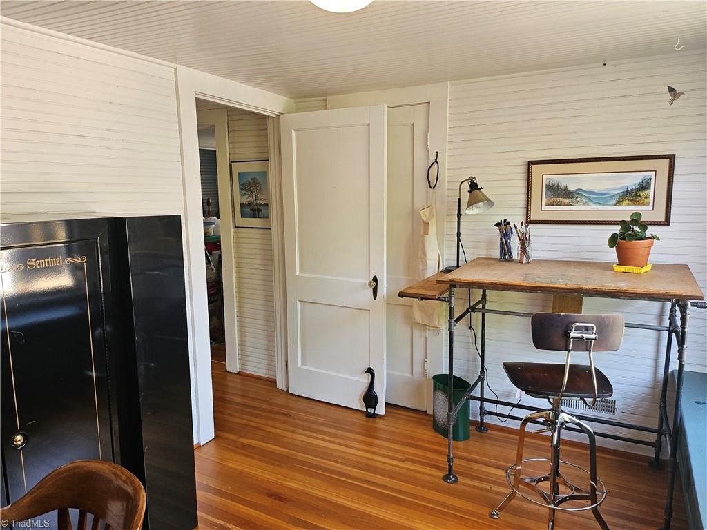 4255 Wallburg-High Point Road High Point, NC 27265 - Photo 35 of 49