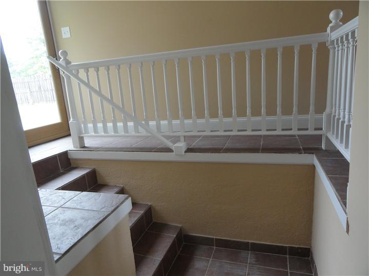 757 Lancing Road Woodbury, NJ 08096 - Photo 3 of 23 Gallery Image 3
