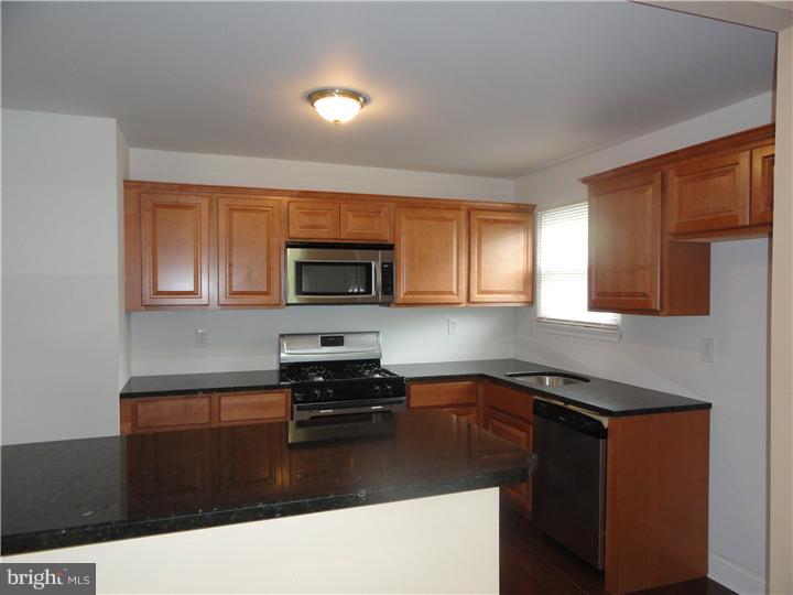 757 Lancing Road Woodbury, NJ 08096 - Photo 6 of 23 Gallery Image 6