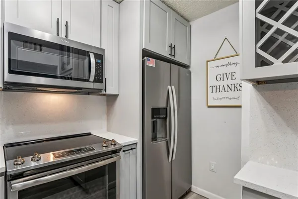$1,700 | 3232 Lake Pine Way East, Unit H2, Tarpon Springs, FL 34688