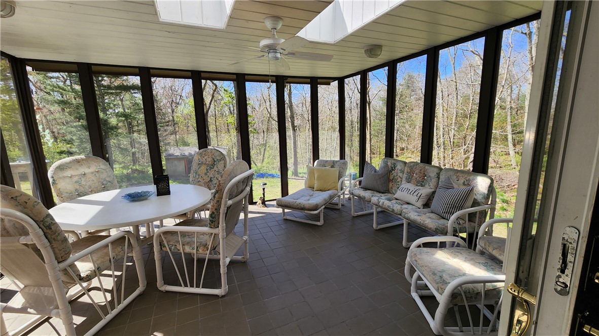 672 Plainfield Pike Scituate, RI 02857 - Photo 17 of 31