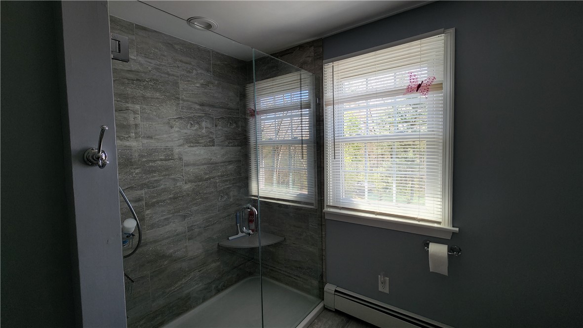 672 Plainfield Pike Scituate, RI 02857 - Photo 20 of 31