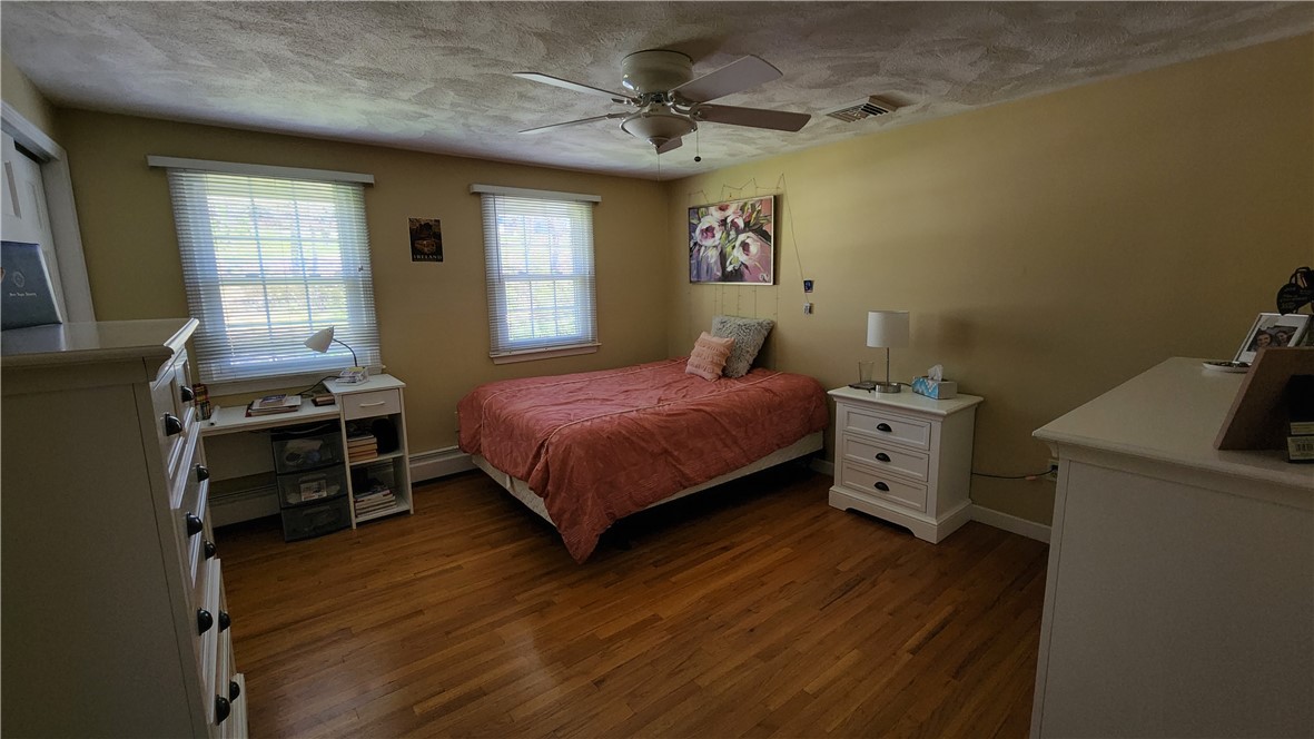 672 Plainfield Pike Scituate, RI 02857 - Photo 24 of 31