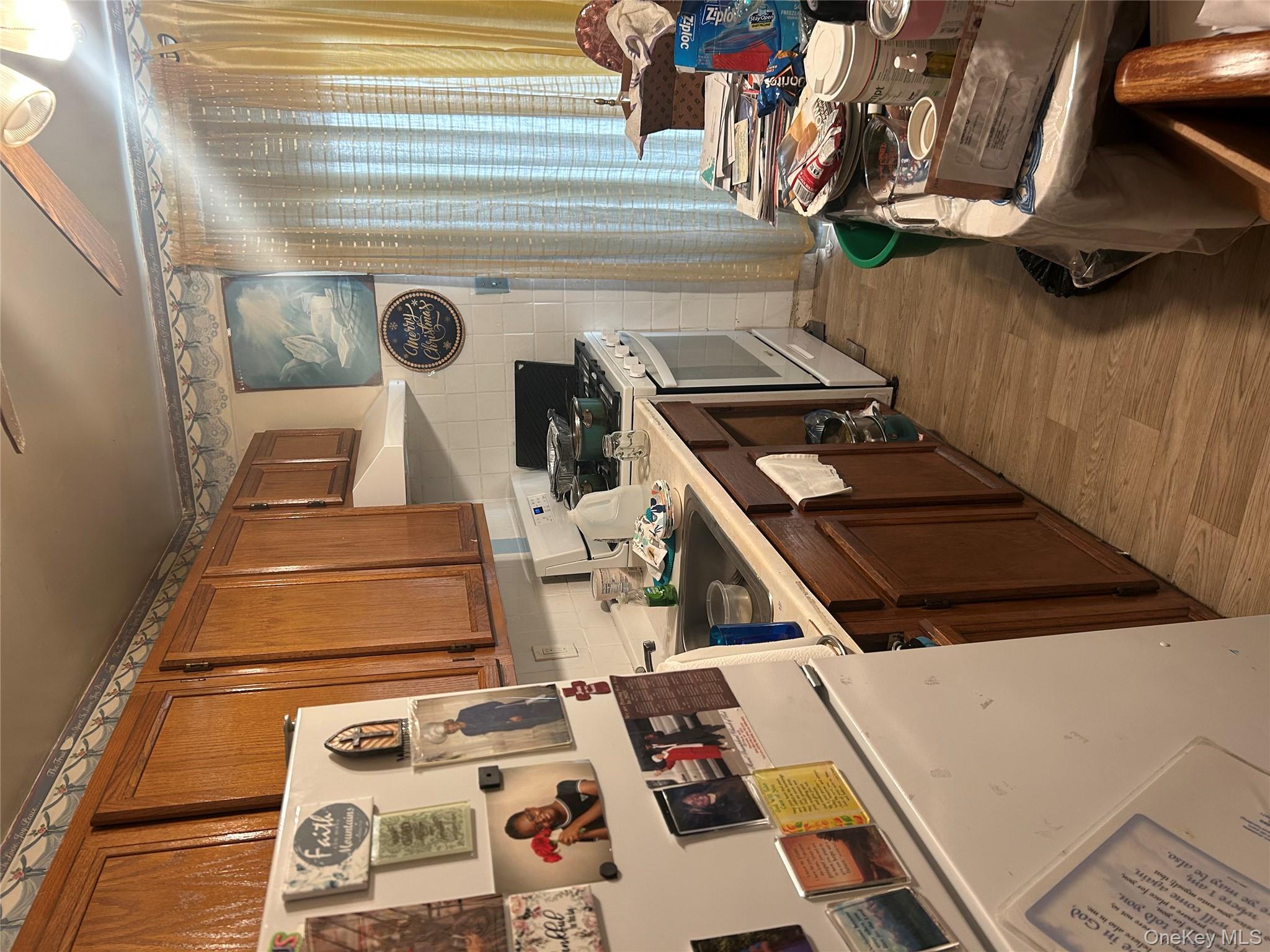 22 Rose Avenue Spring Valley, NY 10977 - Photo 4 of 7