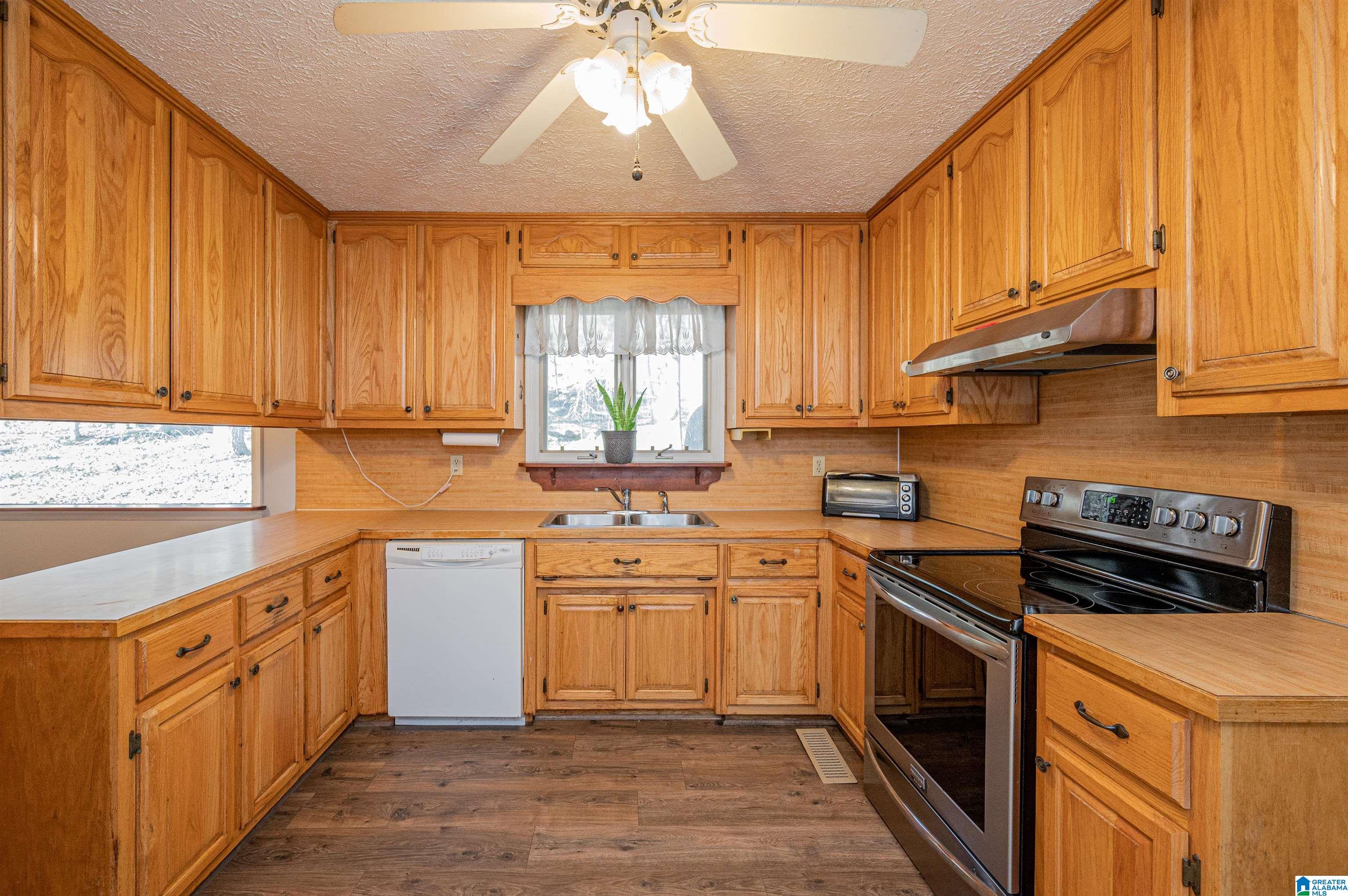 19035 Remlap Drive Remlap, AL 35133 - Photo 12 of 48