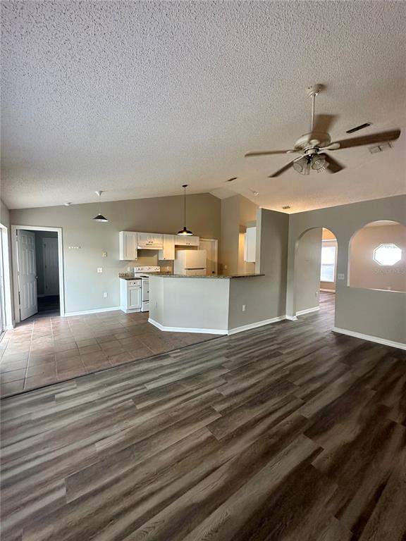 1007 Mayfair Place Kissimmee, FL 34758 - Photo 2 of 14