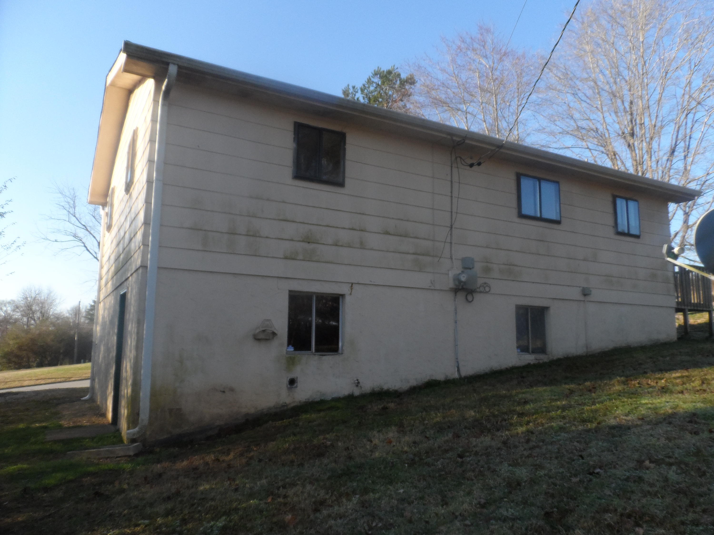 9017 Waconda Road Chattanooga, TN 37416 - Photo 2 of 25 SAM_0654