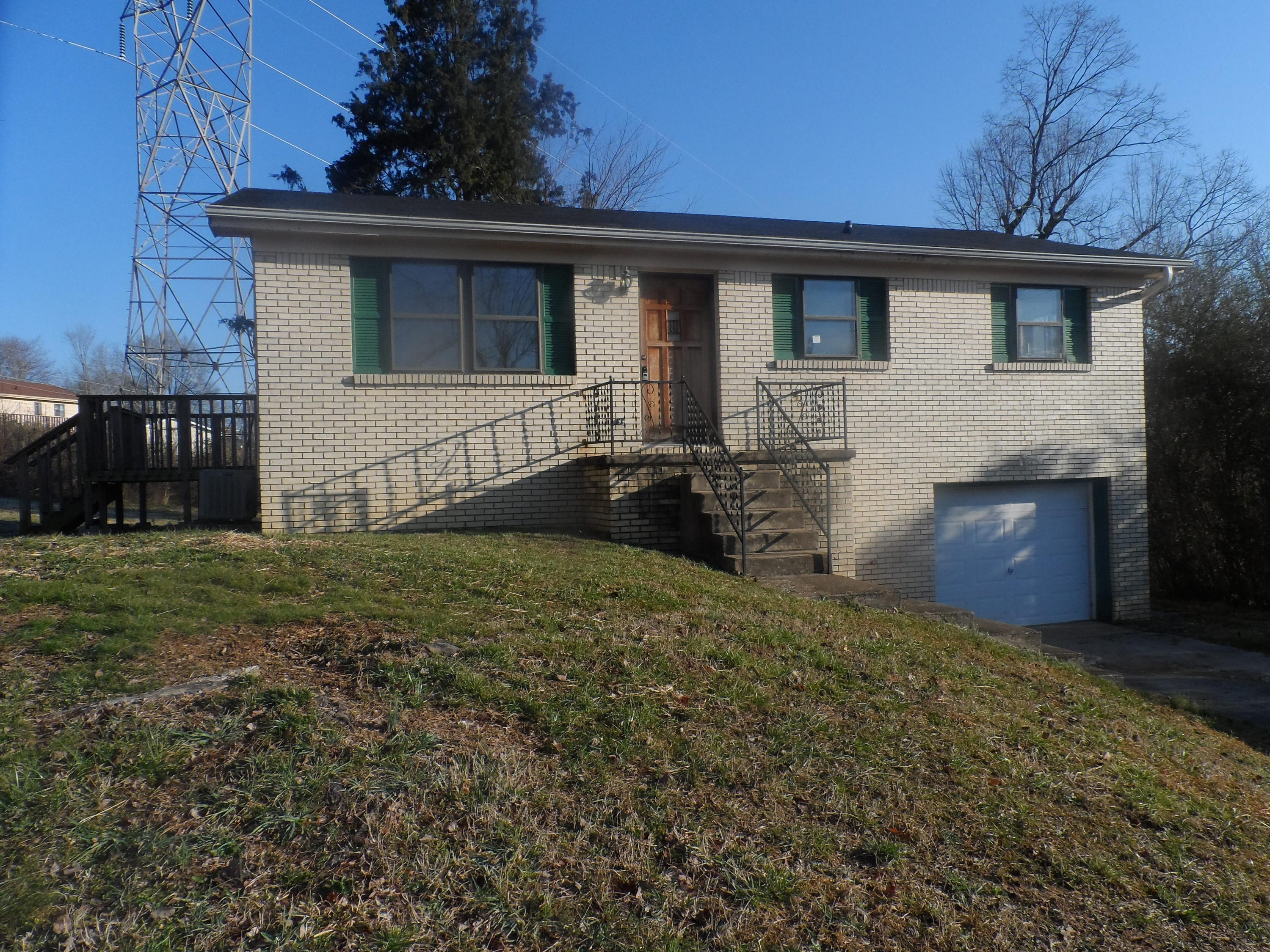 9017 Waconda Road Chattanooga, TN 37416 - Photo 5 of 25 SAM_0658