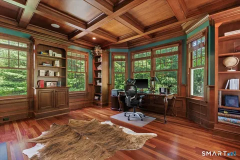 $5,195,000 | 25 Adams Lane, New Canaan, CT 06840