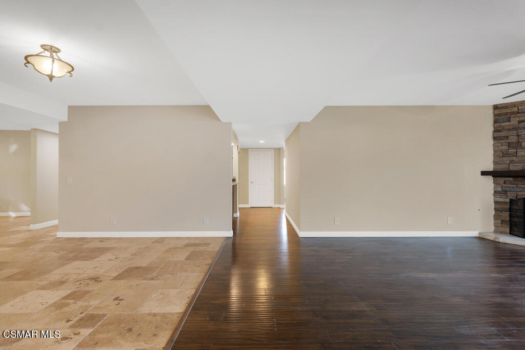 90 La Paz Court Simi Valley, CA 93065 - Photo 37 of 87