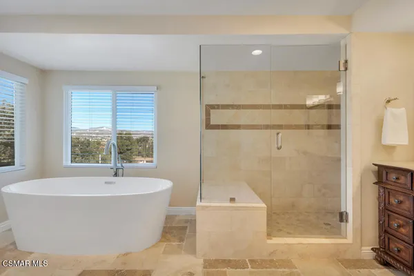 $1,495,000 | 90 La Paz Court, Simi Valley, CA 93065