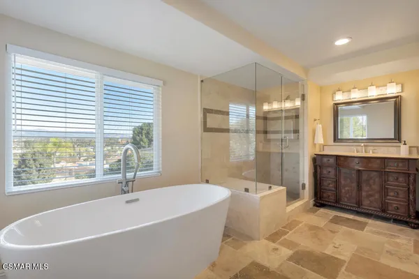 $1,495,000 | 90 La Paz Court, Simi Valley, CA 93065