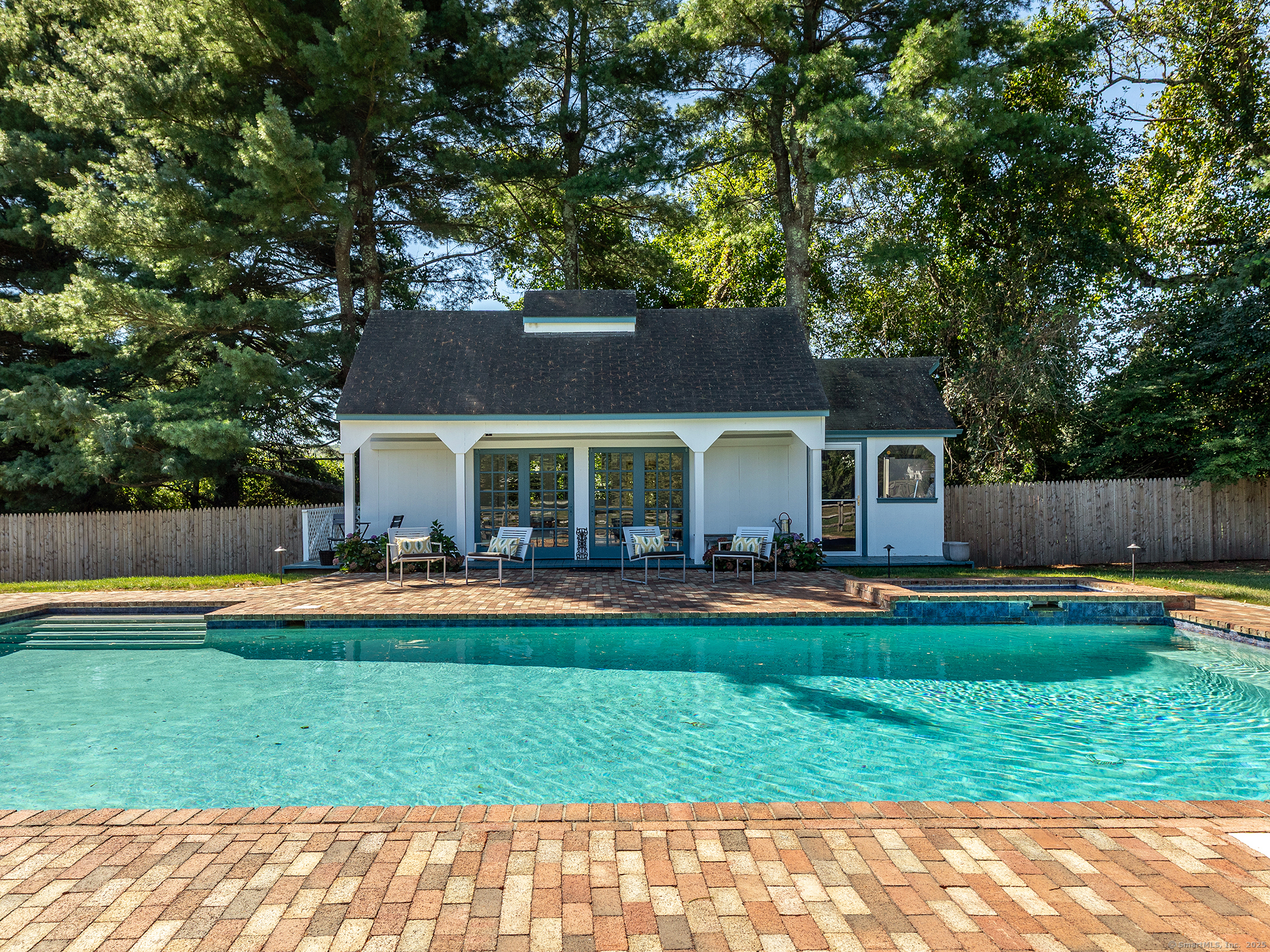 55 Good Hill Road Woodbury, CT 06798 - Photo 4 of 40