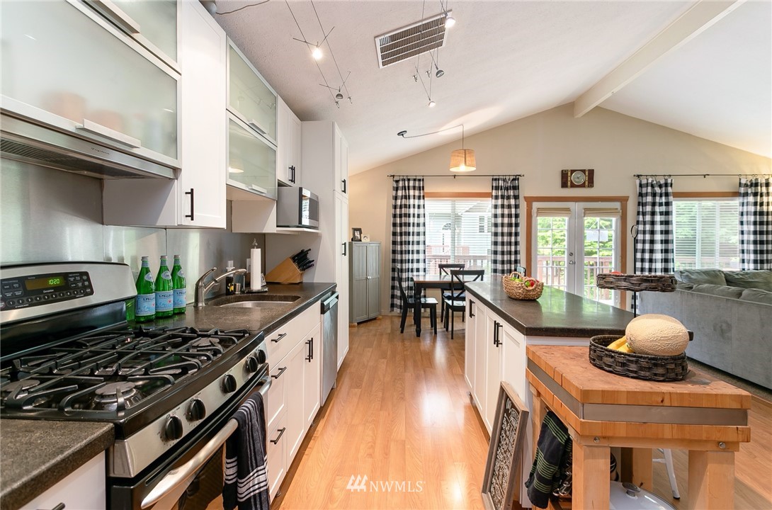 10 River Ridge Loop Bellingham, WA 98229 - Photo 3 of 20 Gallery Image 3