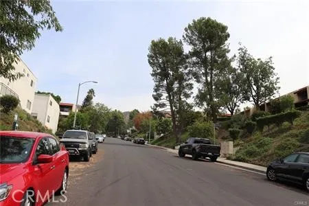 $4,950 | 9419 Via Patricia, Burbank, CA 91504