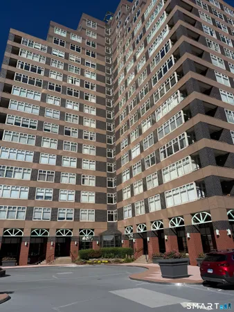$3,500 | 235 East River Drive, Unit 1108, East Hartford, CT 06108