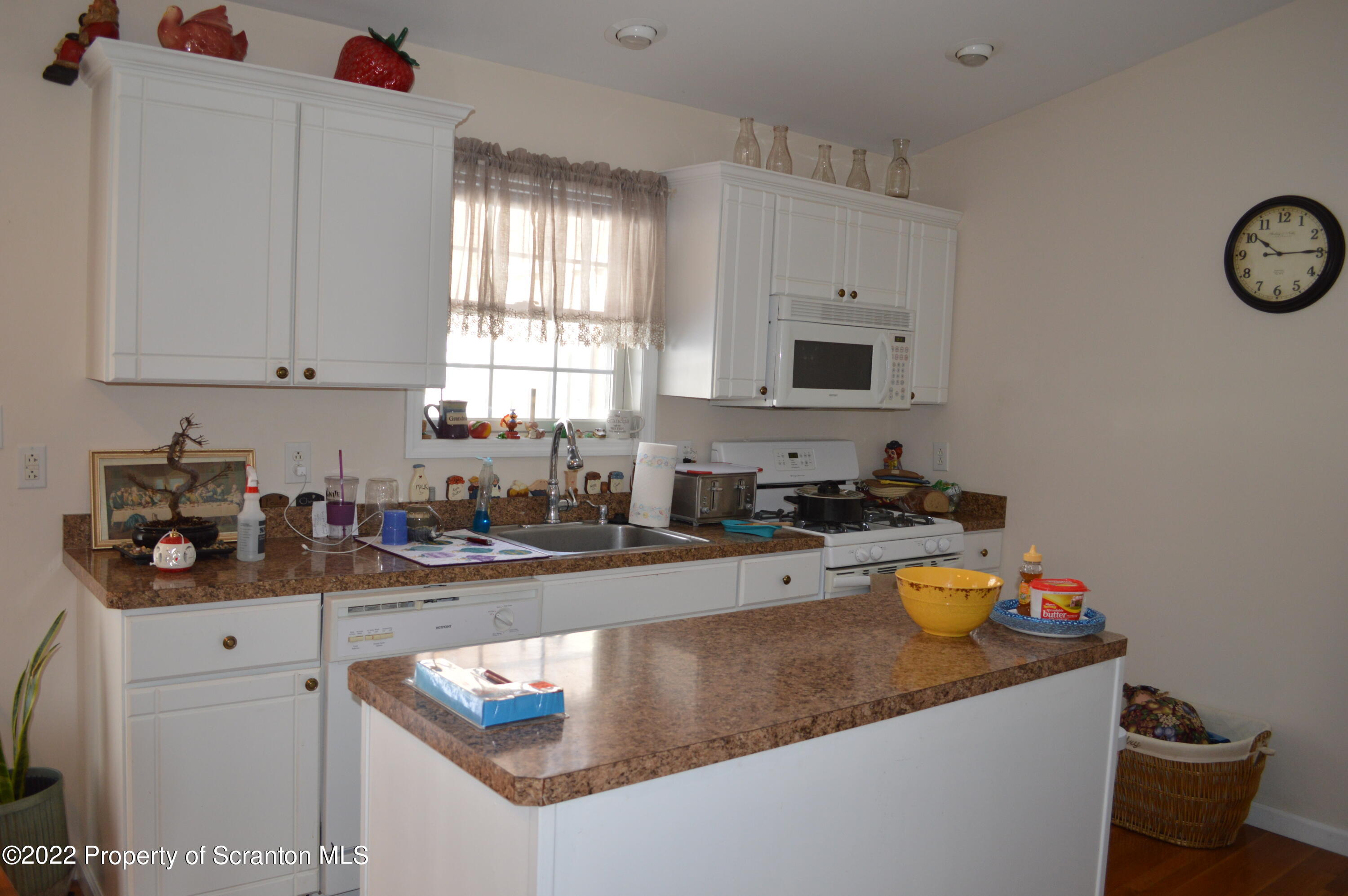357-359 Edella Road Clarks Summit, PA 18411 - Photo 10 of 43 Gallery Image 10