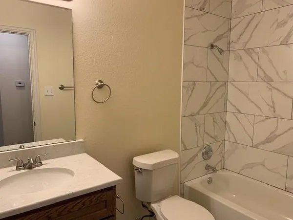 $2,600 | 2829 Rosewood Boulevard, McKinney, TX 75071
