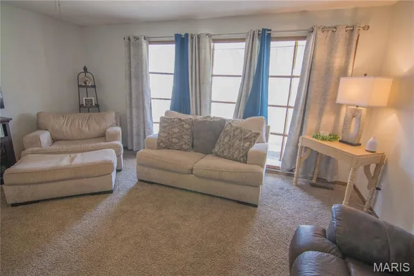 $148,000 | 416 East Bayles Street, Brownstown, IL 62418