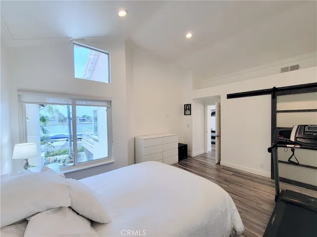 $7,245 | 5532 Spinnaker Bay Drive, Long Beach, CA 90803