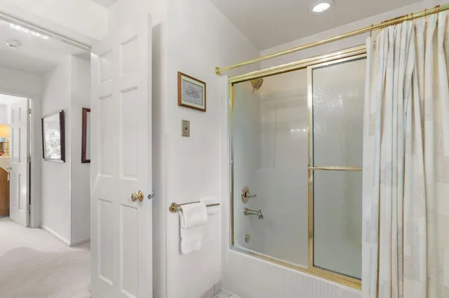 $1,100,000 | 481 Peavey Lane, Wayzata, MN 55391