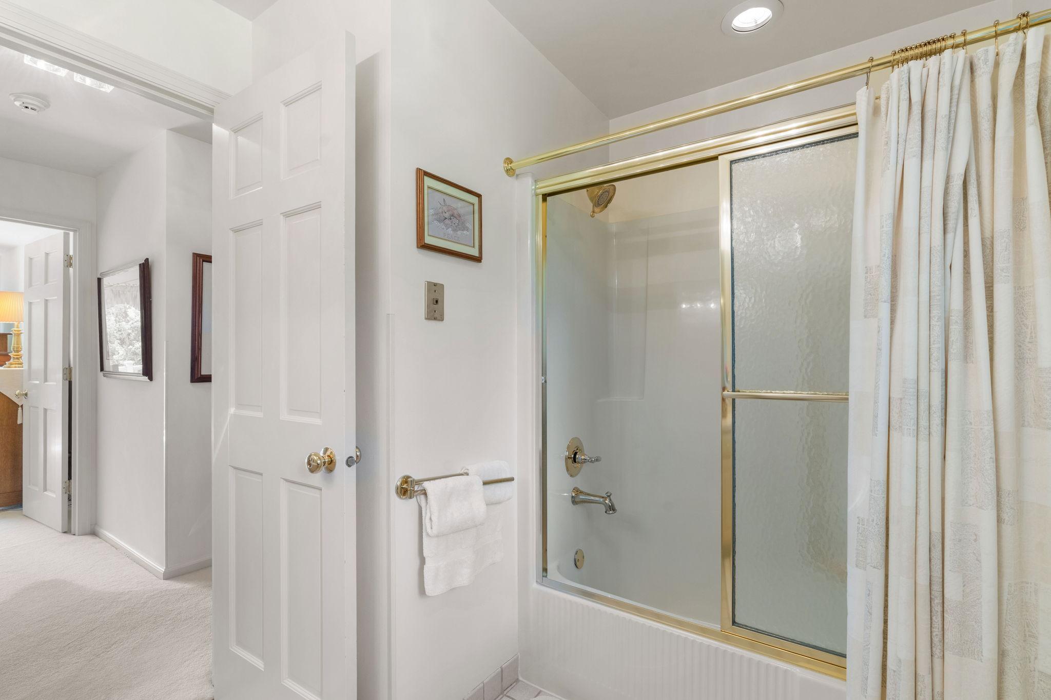 481 Peavey Lane Wayzata, MN 55391 - Photo 24 of 55