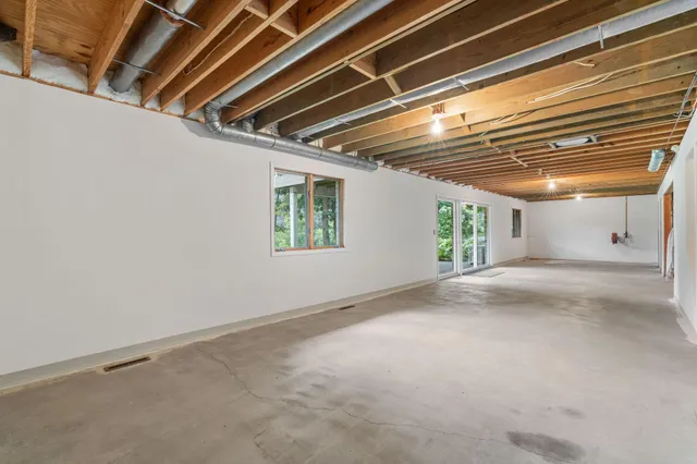 $1,100,000 | 481 Peavey Lane, Wayzata, MN 55391