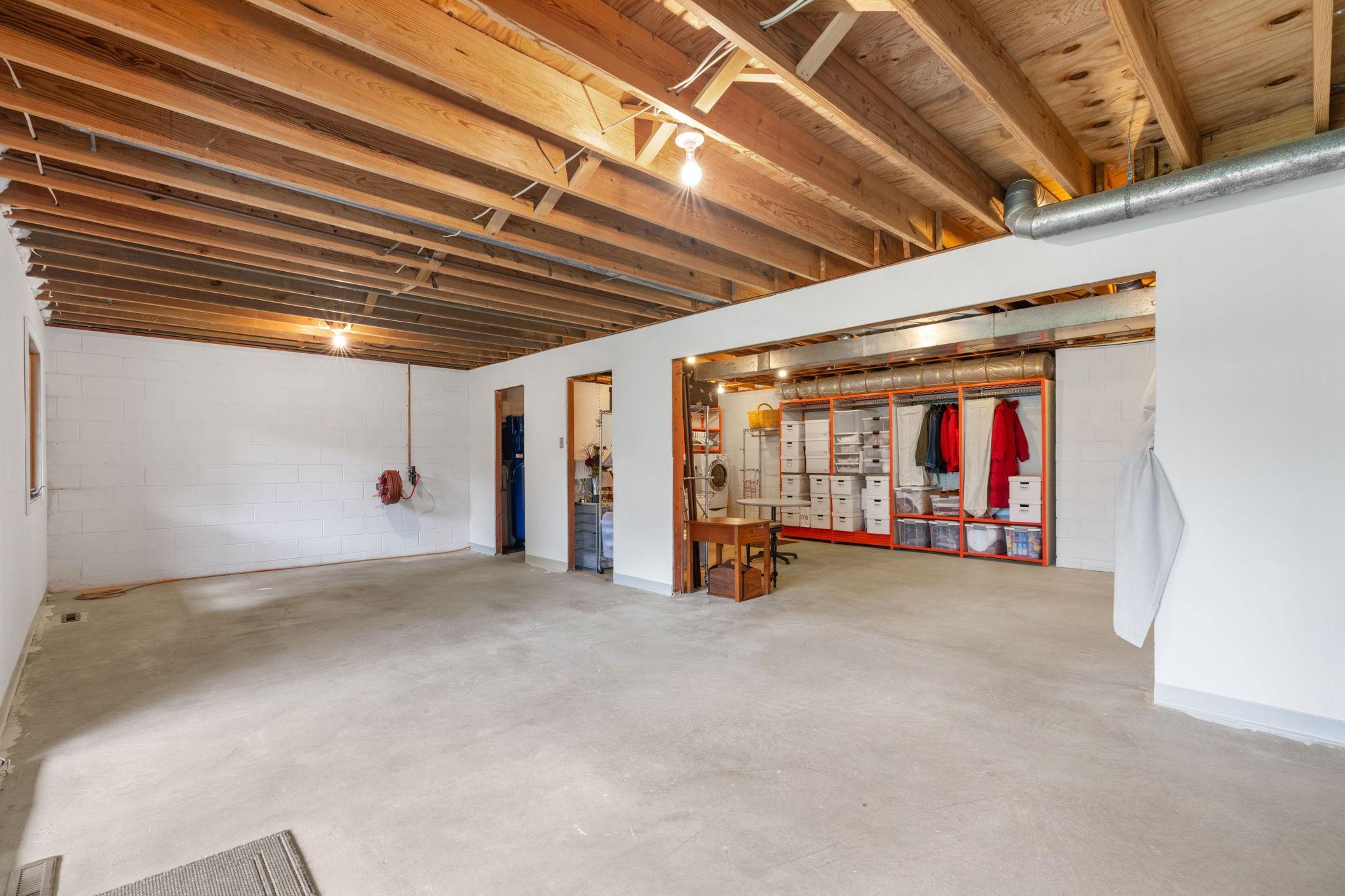 481 Peavey Lane Wayzata, MN 55391 - Photo 29 of 55