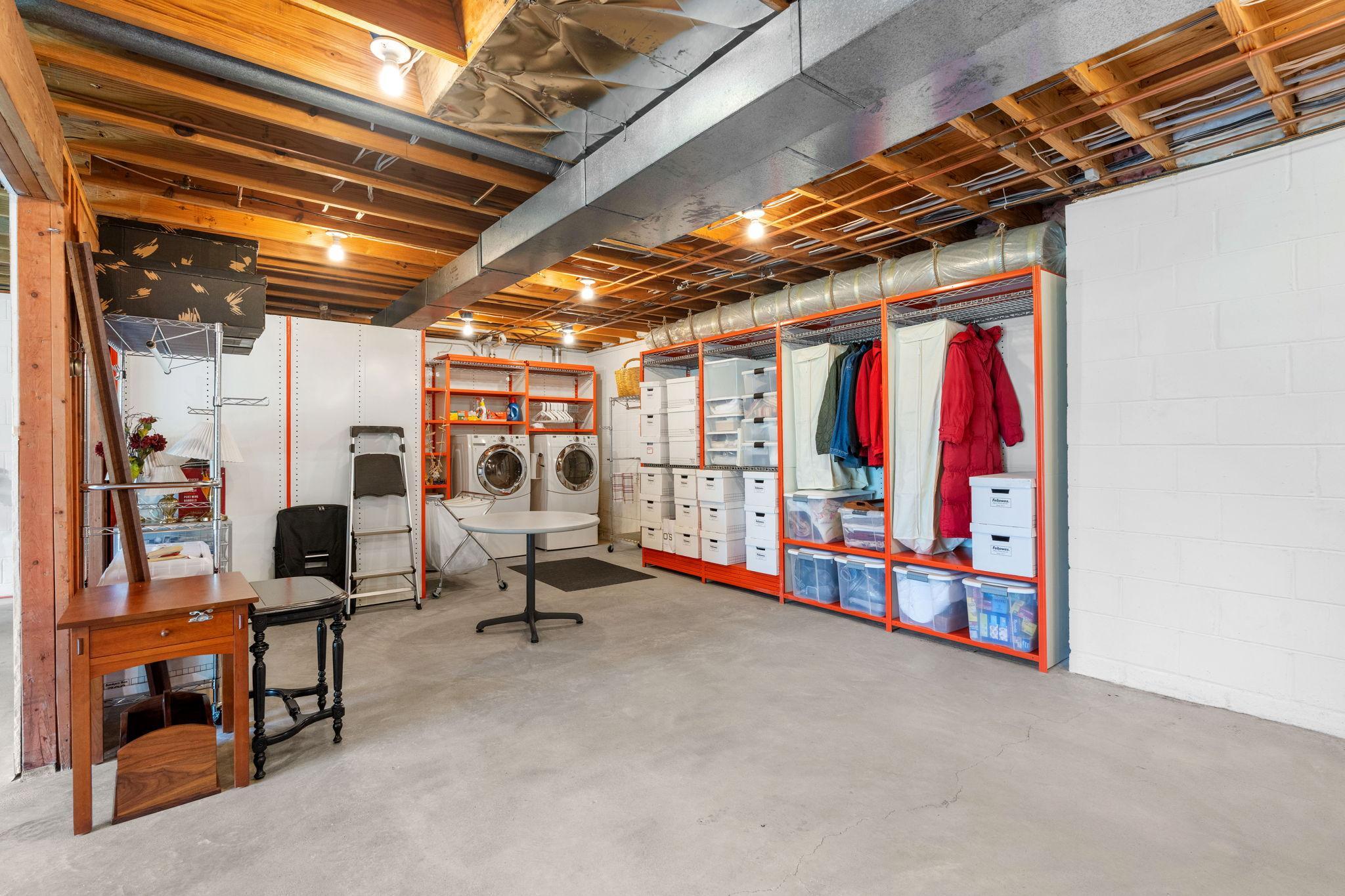 481 Peavey Lane Wayzata, MN 55391 - Photo 33 of 55