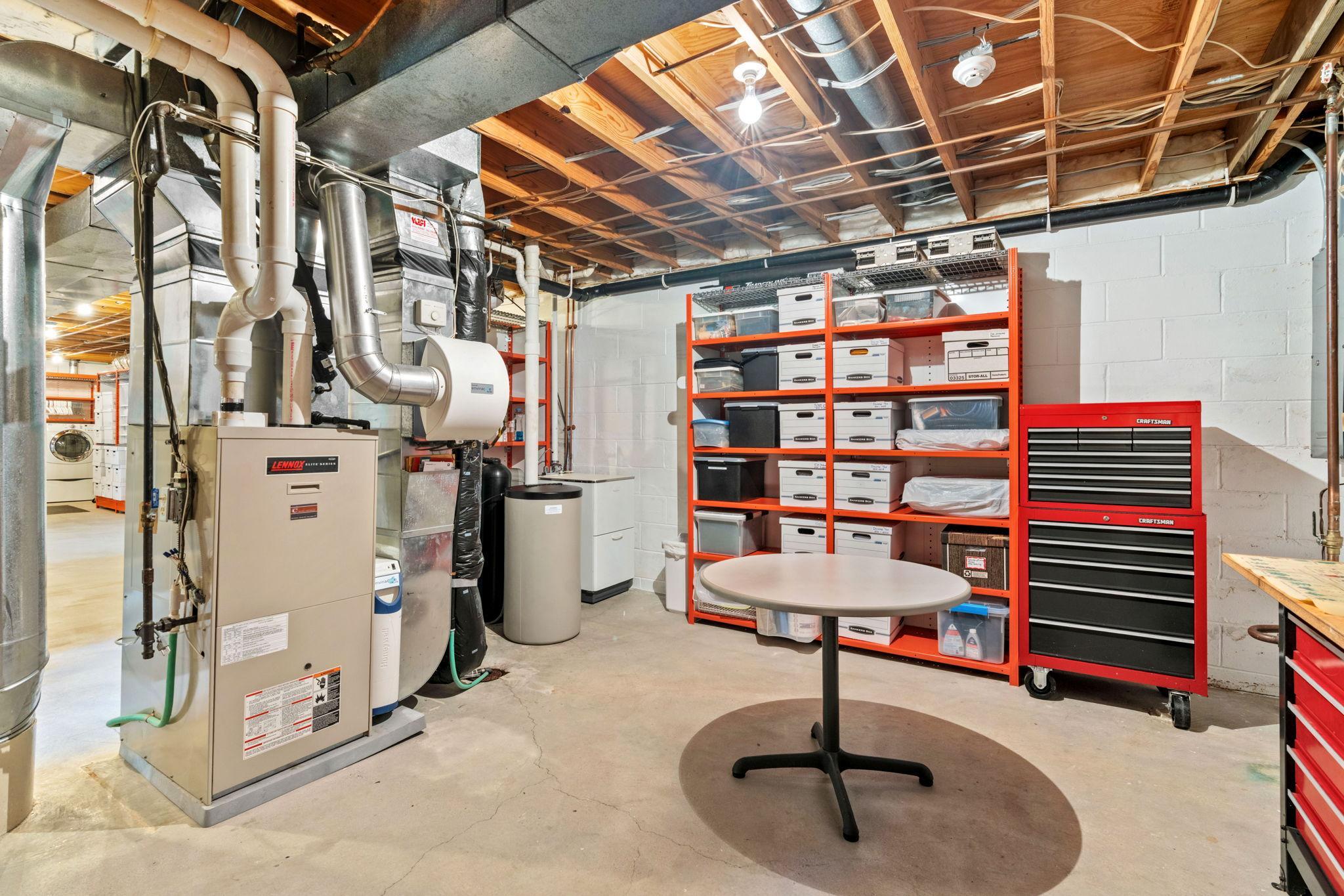 481 Peavey Lane Wayzata, MN 55391 - Photo 34 of 55