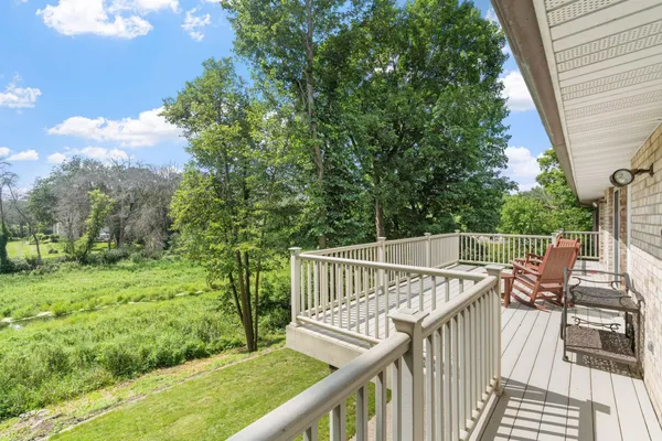 $1,100,000 | 481 Peavey Lane, Wayzata, MN 55391