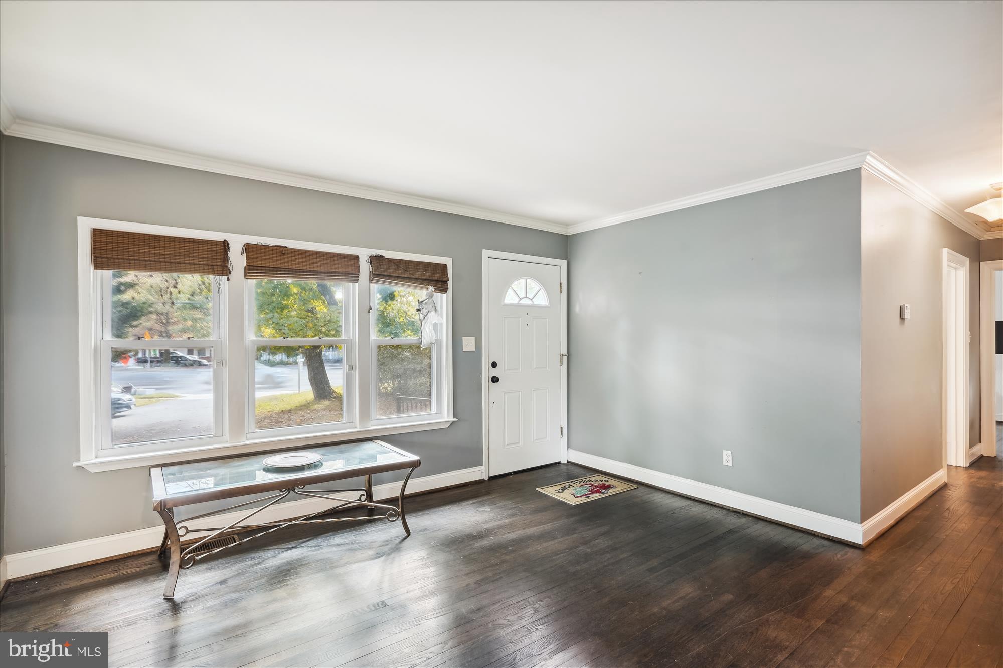 4234 Powder Mill Road Beltsville, MD 20705 - Photo 9 of 20 Living & Family Room