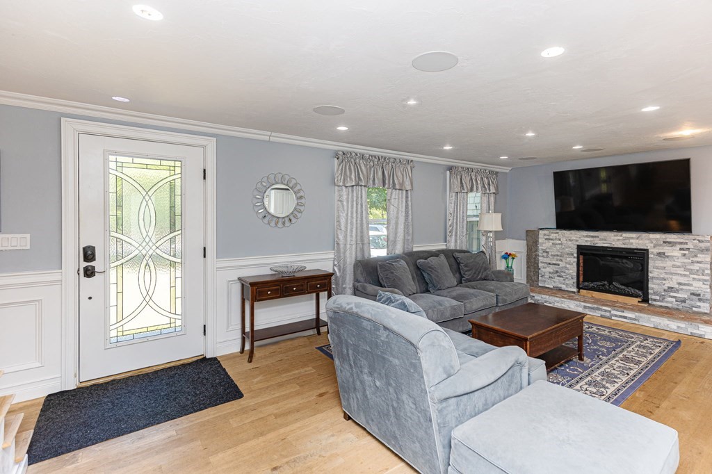 153 Bay Road Easton, MA 02356 - Photo 5 of 21 Gallery Image 5