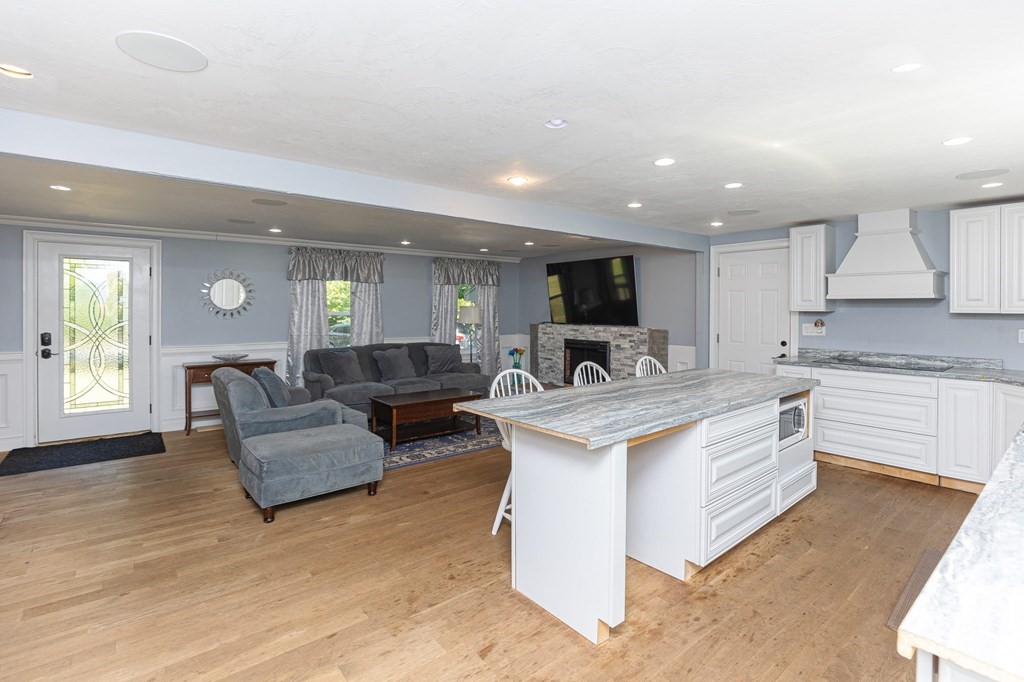 153 Bay Road Easton, MA 02356 - Photo 8 of 21 Gallery Image 8