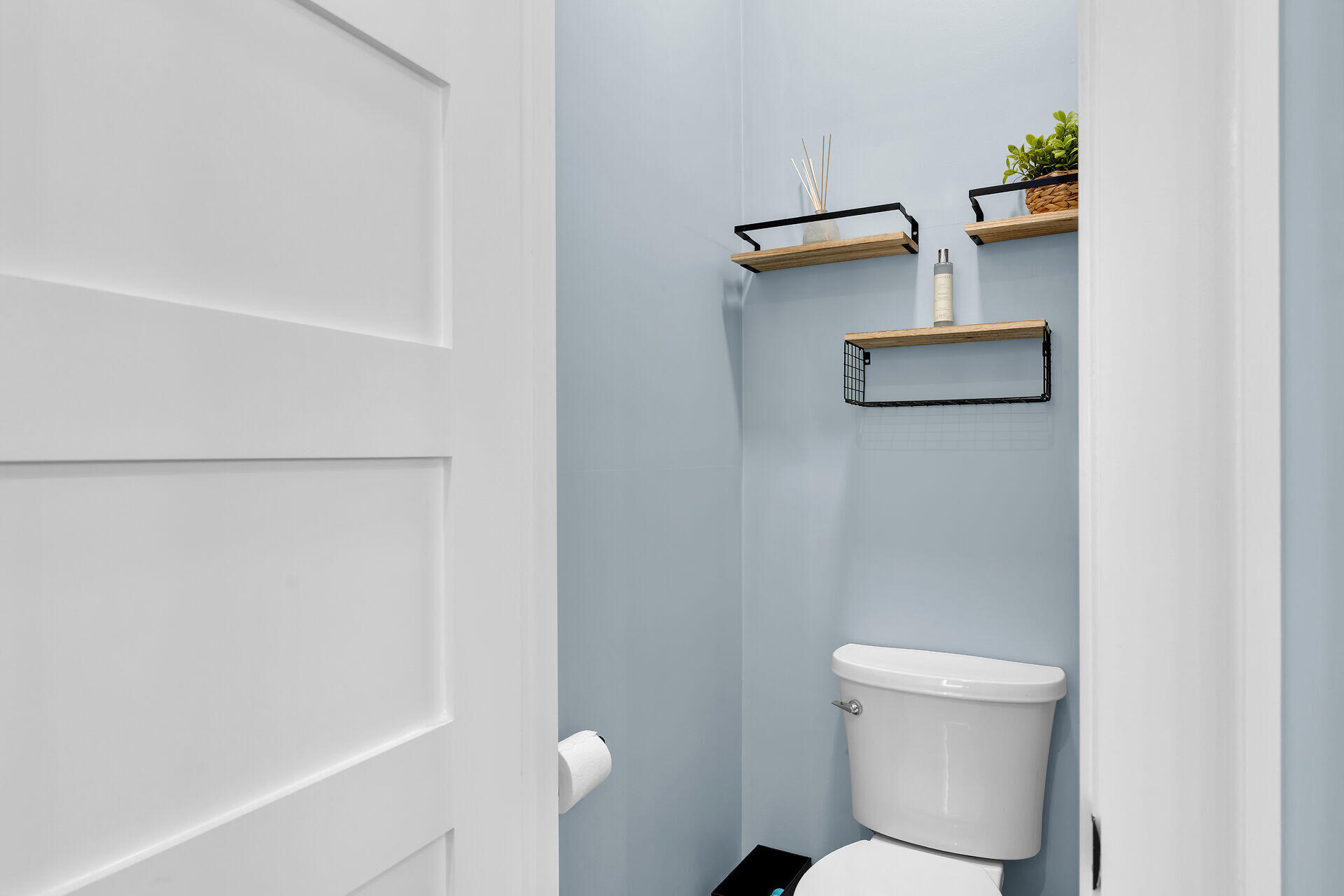 2827 Harris Avenue Key West, FL 33040 - Photo 29 of 80 Master Water Closet-2827 Harris Ave