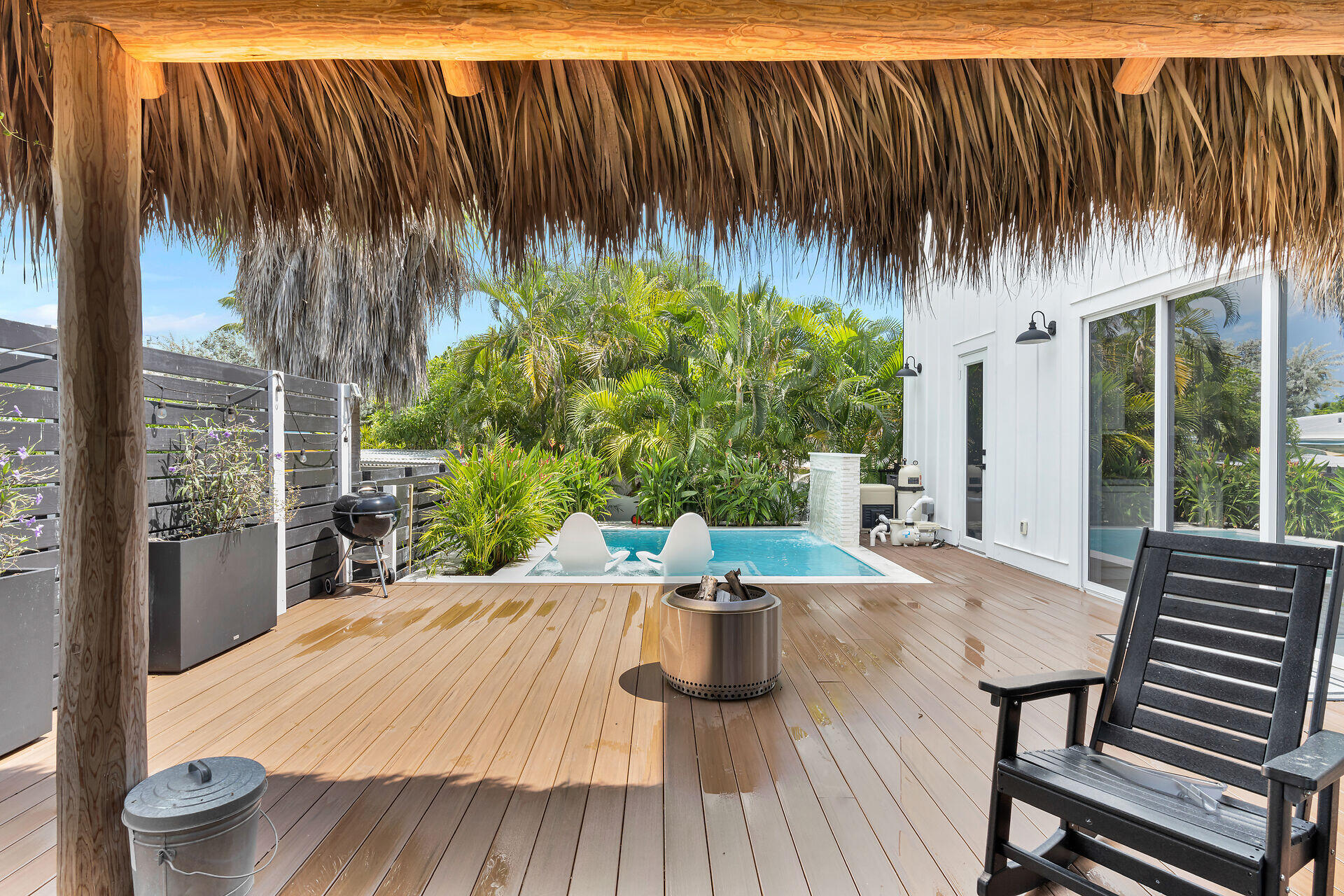 2827 Harris Avenue Key West, FL 33040 - Photo 64 of 80 Chickee Hut to East -2827 Harris Ave
