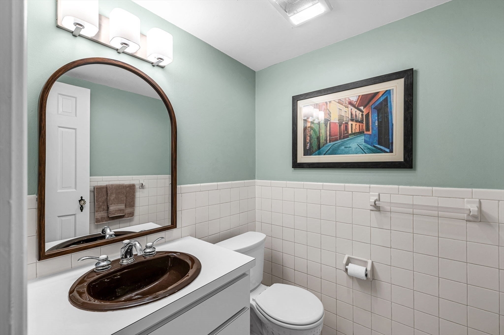 28 Brittany Road Longmeadow, MA 01106 - Photo 18 of 40