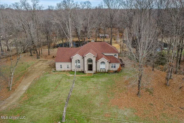 $290,000 | 4784 Austin Road, Nesbit, MS 38651