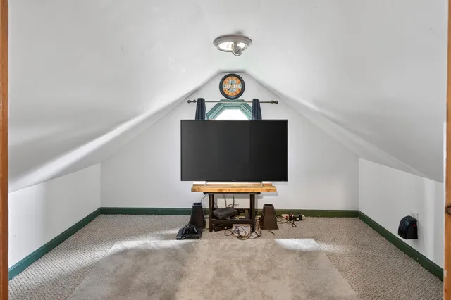 $299,000 | 442 White Bear Avenue, St. Paul, MN 55106