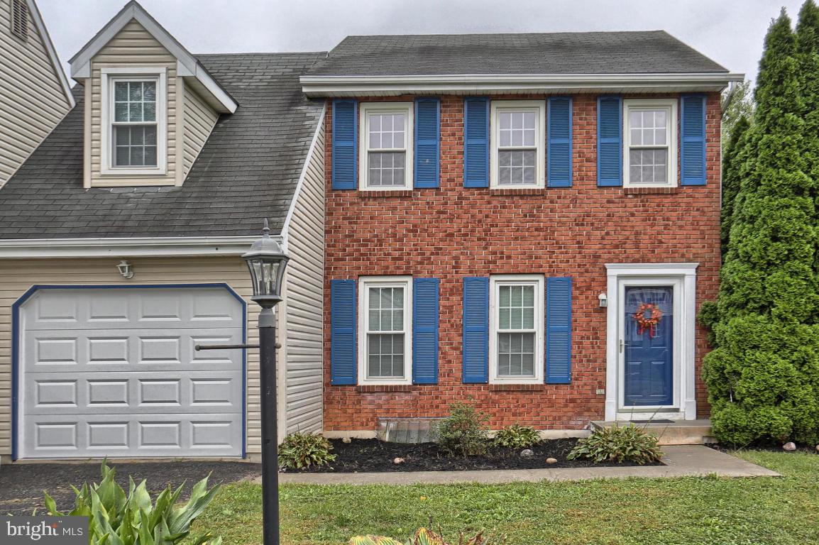 9 Guilder Place Lititz, PA 17543 - Photo 1 of 27