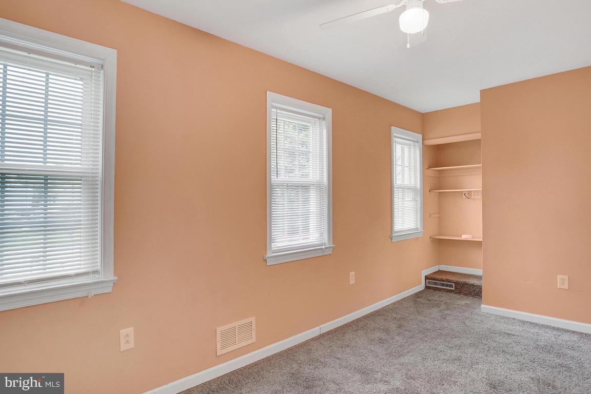 9 Guilder Place Lititz, PA 17543 - Photo 22 of 27