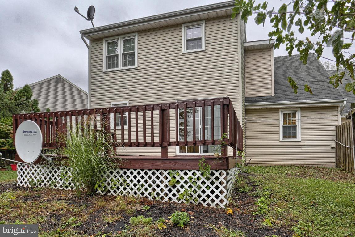 9 Guilder Place Lititz, PA 17543 - Photo 4 of 27
