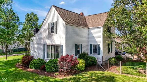 $575,000 | 9796 West 300 South, Lapel, IN 46051