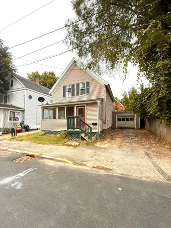 $148,800 | 16 Rangeley Place, Rumford, ME 04276