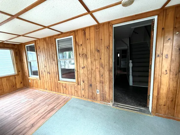 $148,800 | 16 Rangeley Place, Rumford, ME 04276