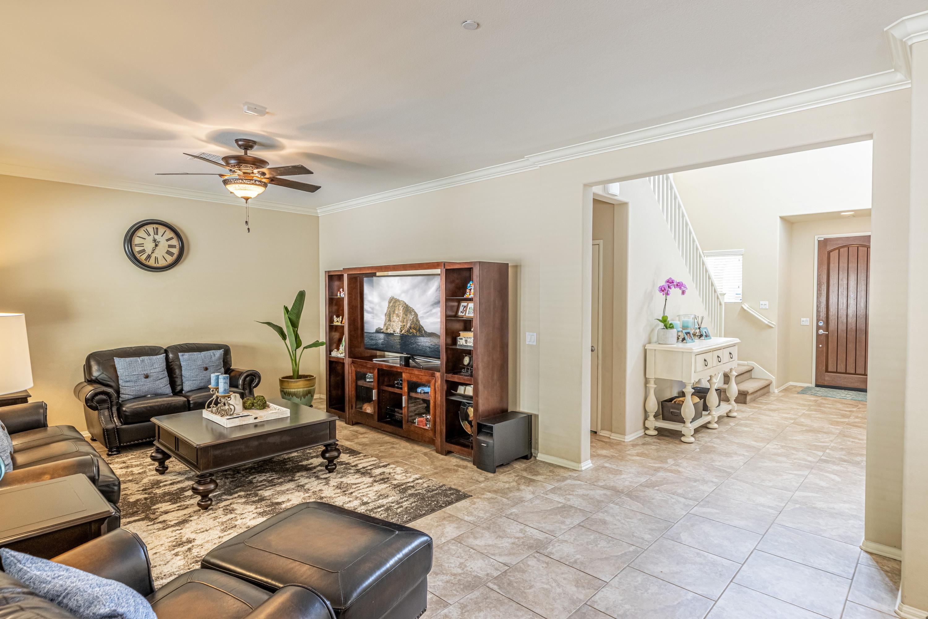 19325 Graham Lane Santa Clarita, CA 91350 - Photo 11 of 44 JMY_0012-HDR-Edit