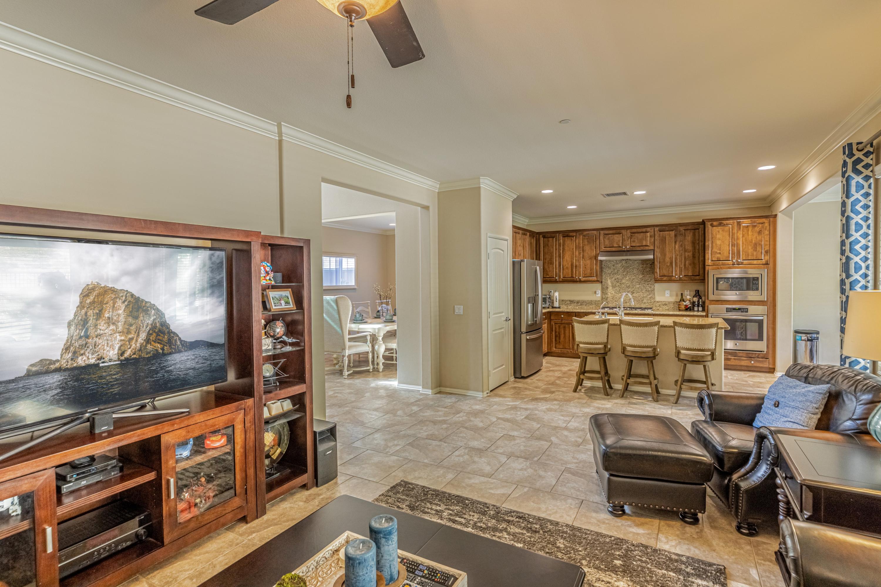 19325 Graham Lane Santa Clarita, CA 91350 - Photo 12 of 44 JMY_0018-HDR-Edit