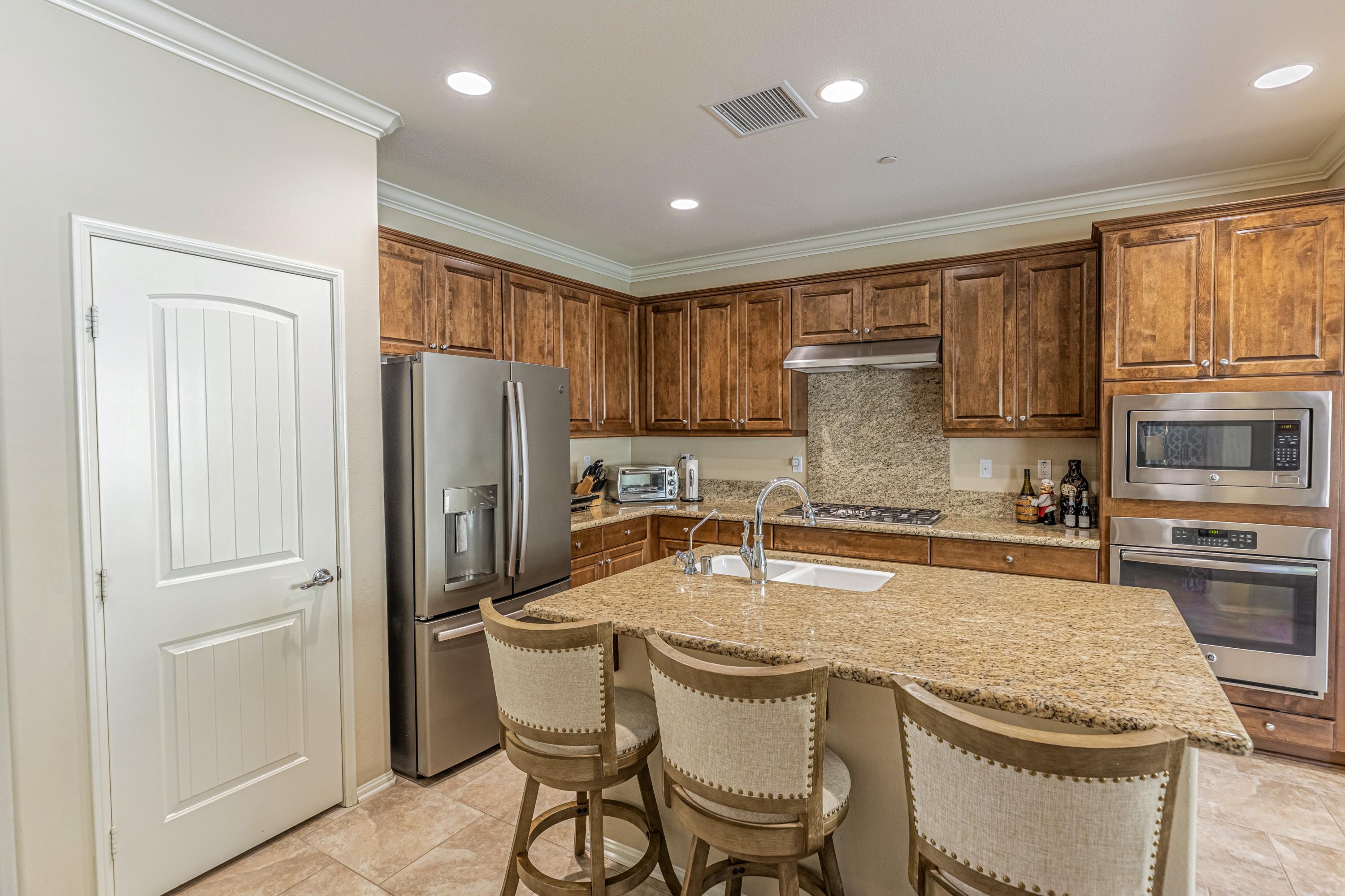 19325 Graham Lane Santa Clarita, CA 91350 - Photo 13 of 44 JMY_0023-HDR