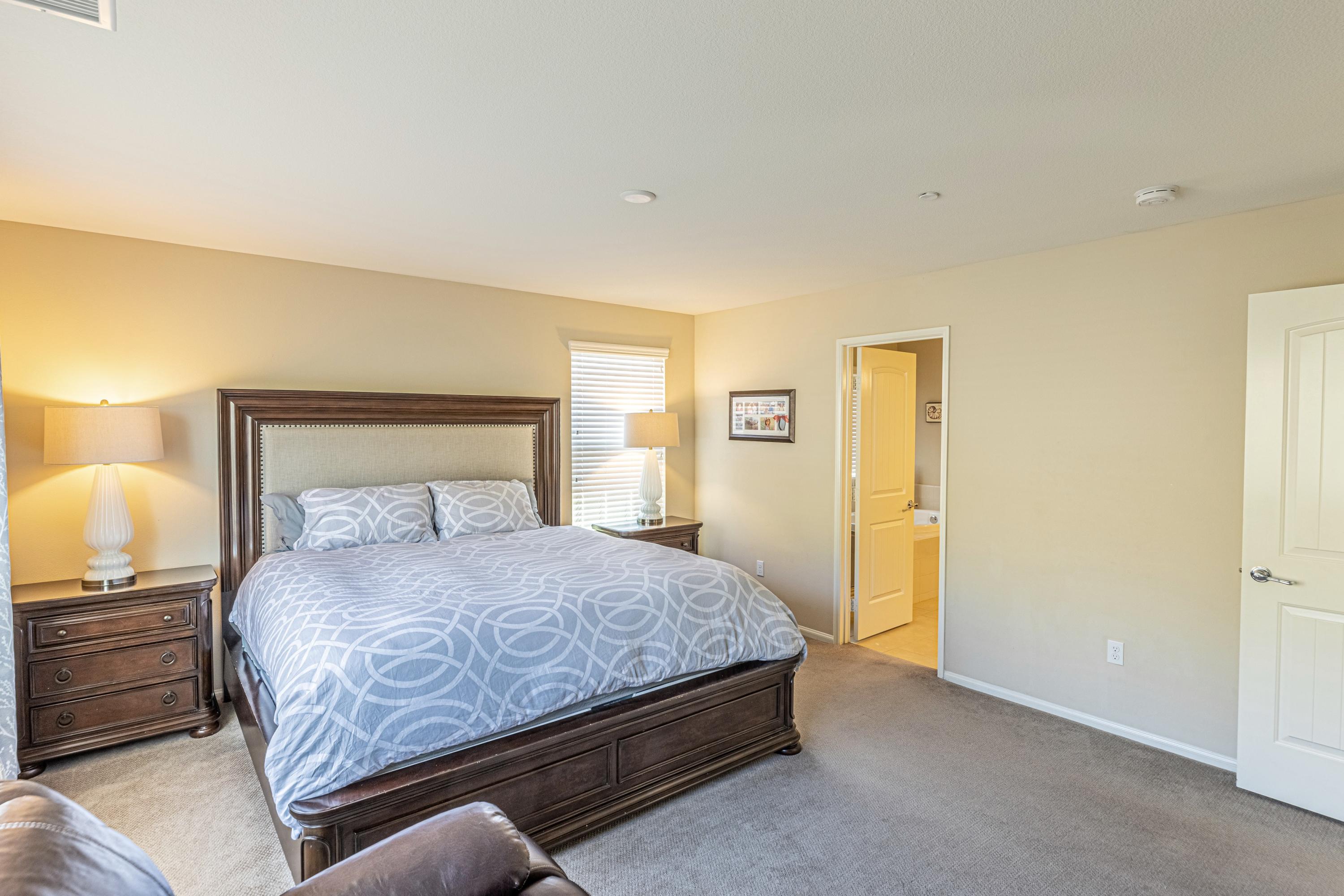 19325 Graham Lane Santa Clarita, CA 91350 - Photo 24 of 44 JMY_0103-HDR