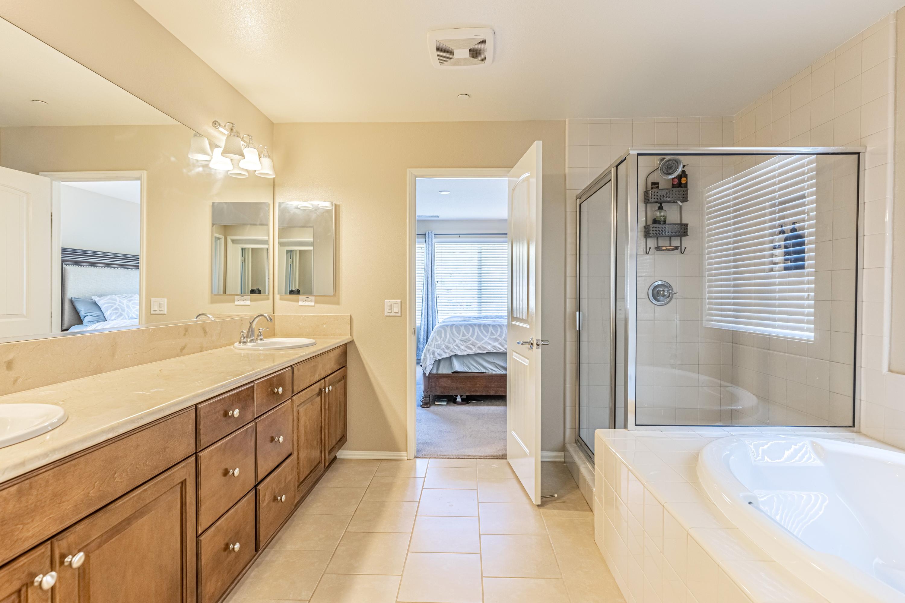 19325 Graham Lane Santa Clarita, CA 91350 - Photo 27 of 44 JMY_0130-HDR